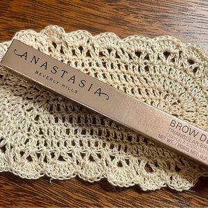 Anastasia Beverly Hills Brow Definer-Dark Brown